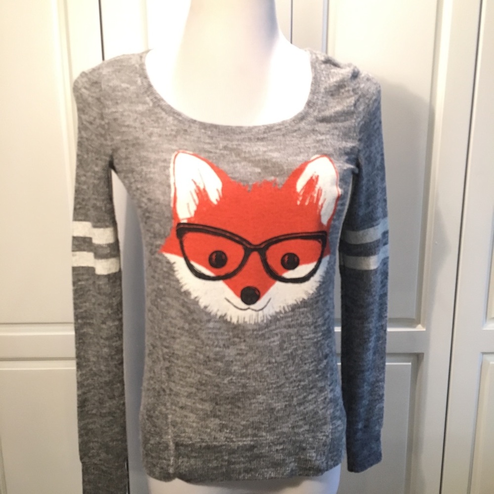 Soft and comfy Bethany Mota Fox Top XS